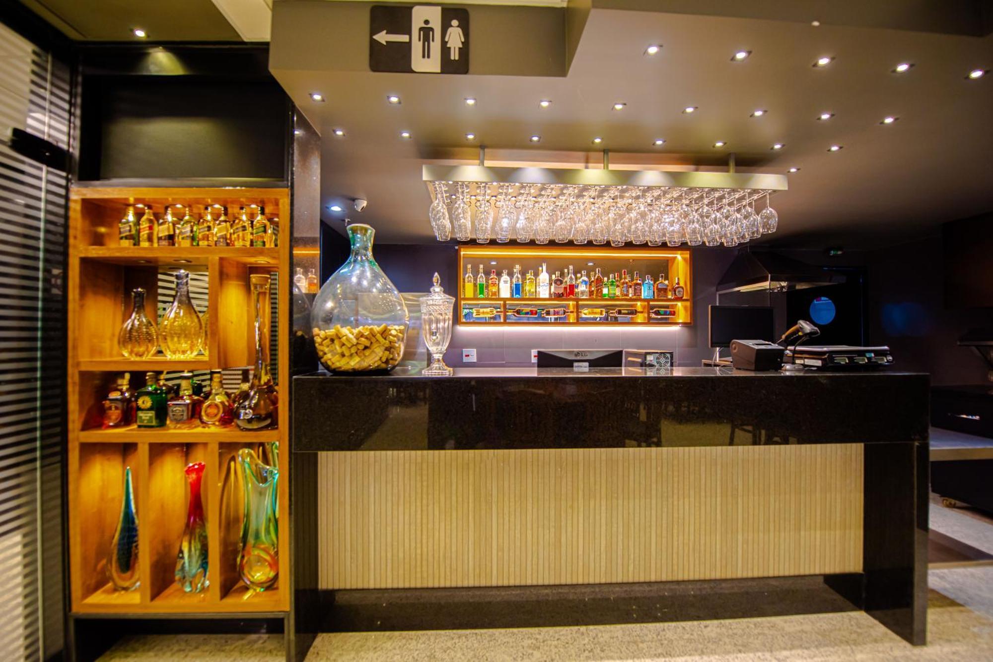 Hotel Gran Premium Plaza Ltda Muriaé Exteriör bild